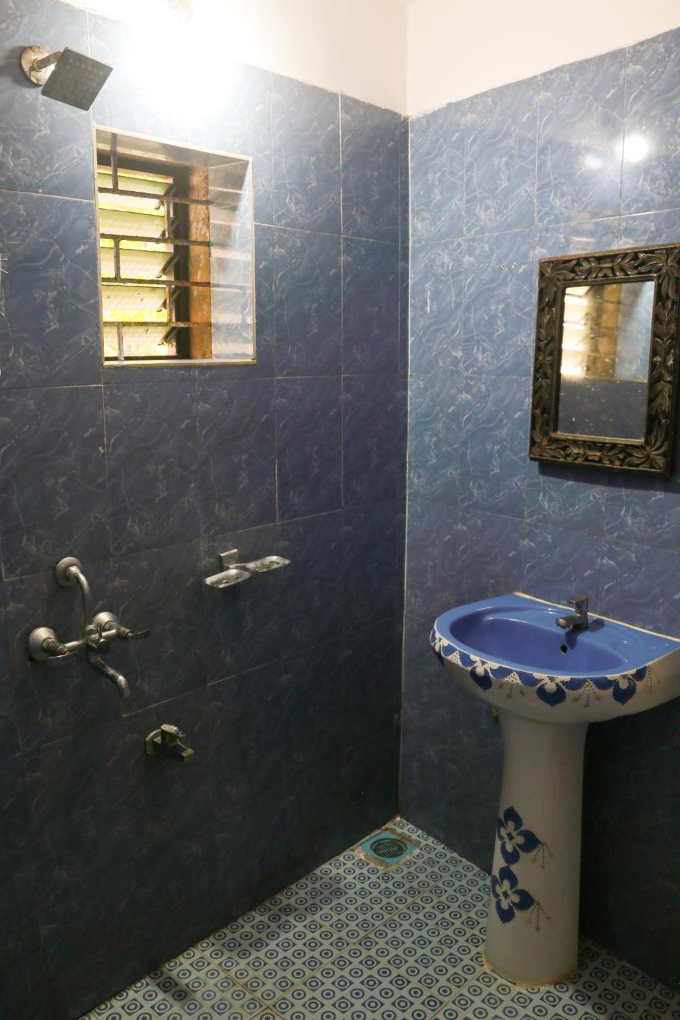 Kumbaya Beachside Hostel & Apartments At Arambol Beach Dış mekan fotoğraf